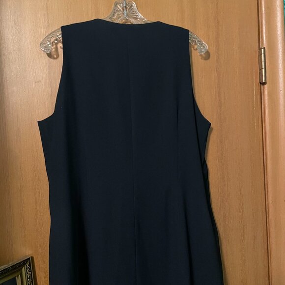 Bellessa Thick Strap Wrap Dress with Golden Buttons - Picture 7 of 8